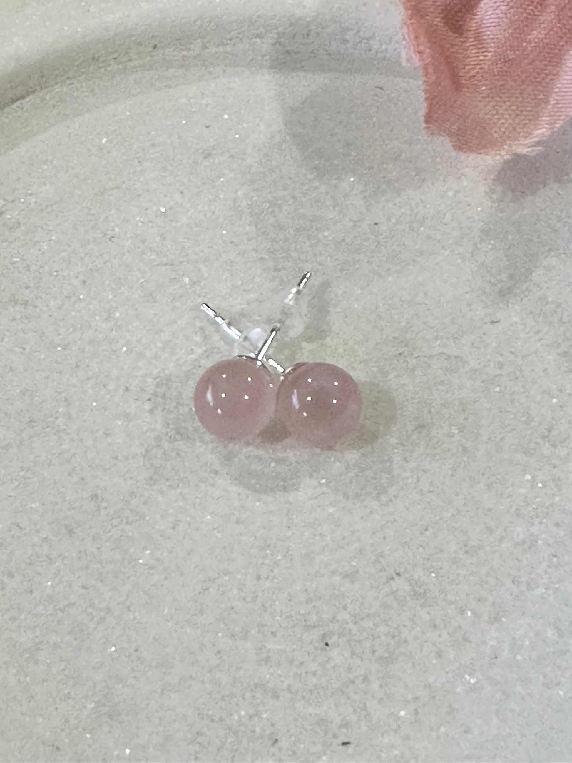 Crystal stud earring