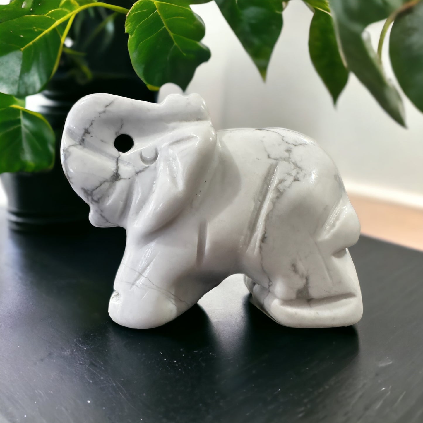 Elephant crystal carving