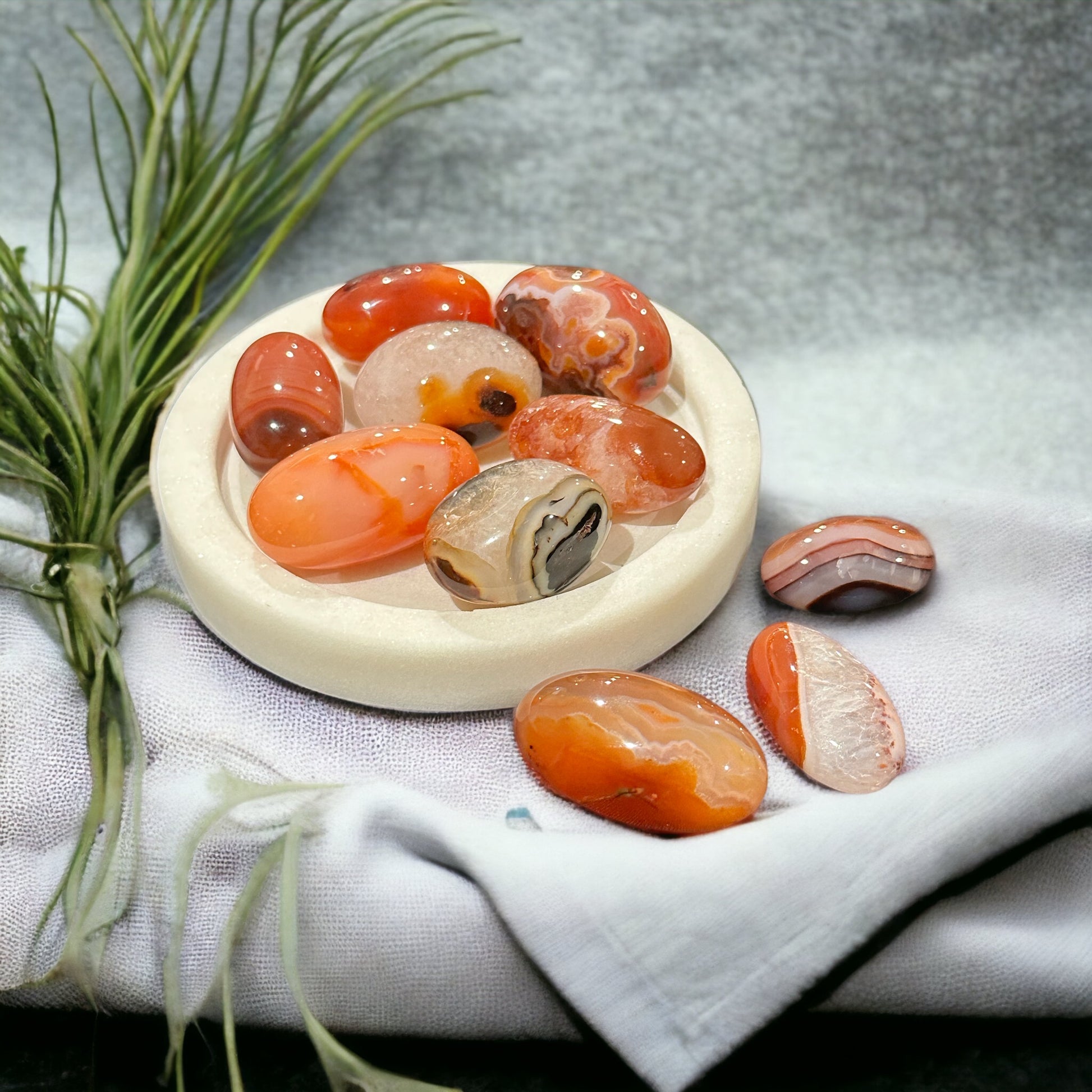 Carnelian tumble crystal