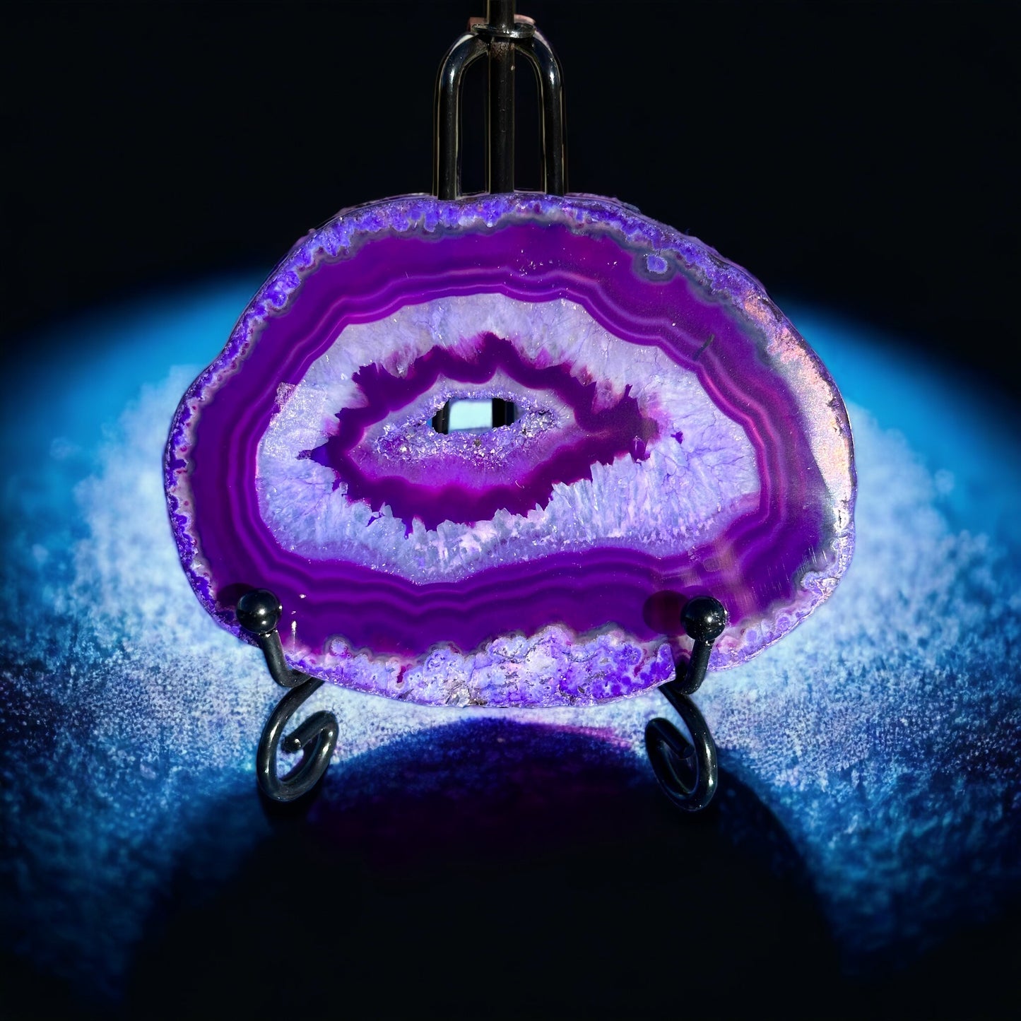 Dyed agate crystal slice