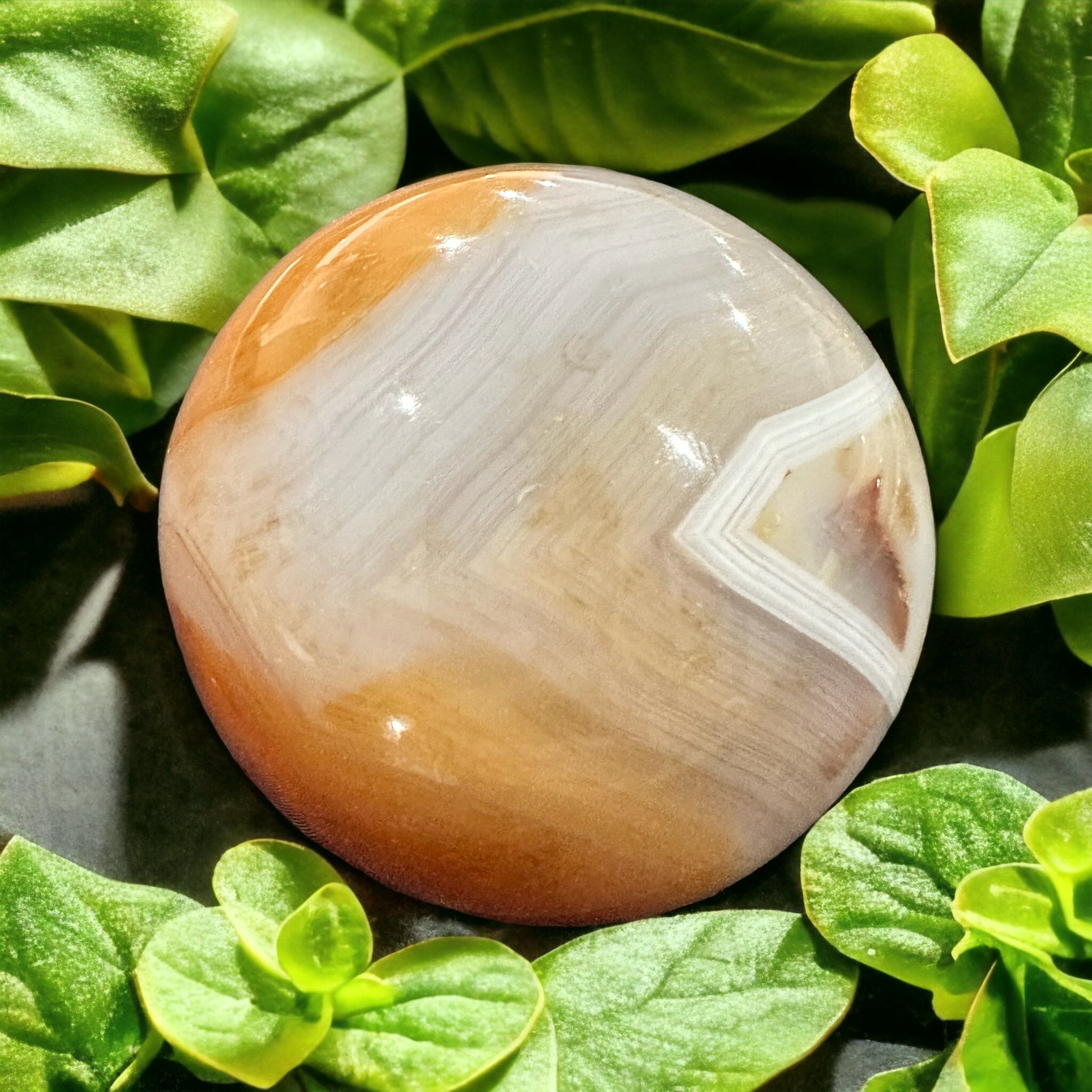 Carnelian sphere crystal