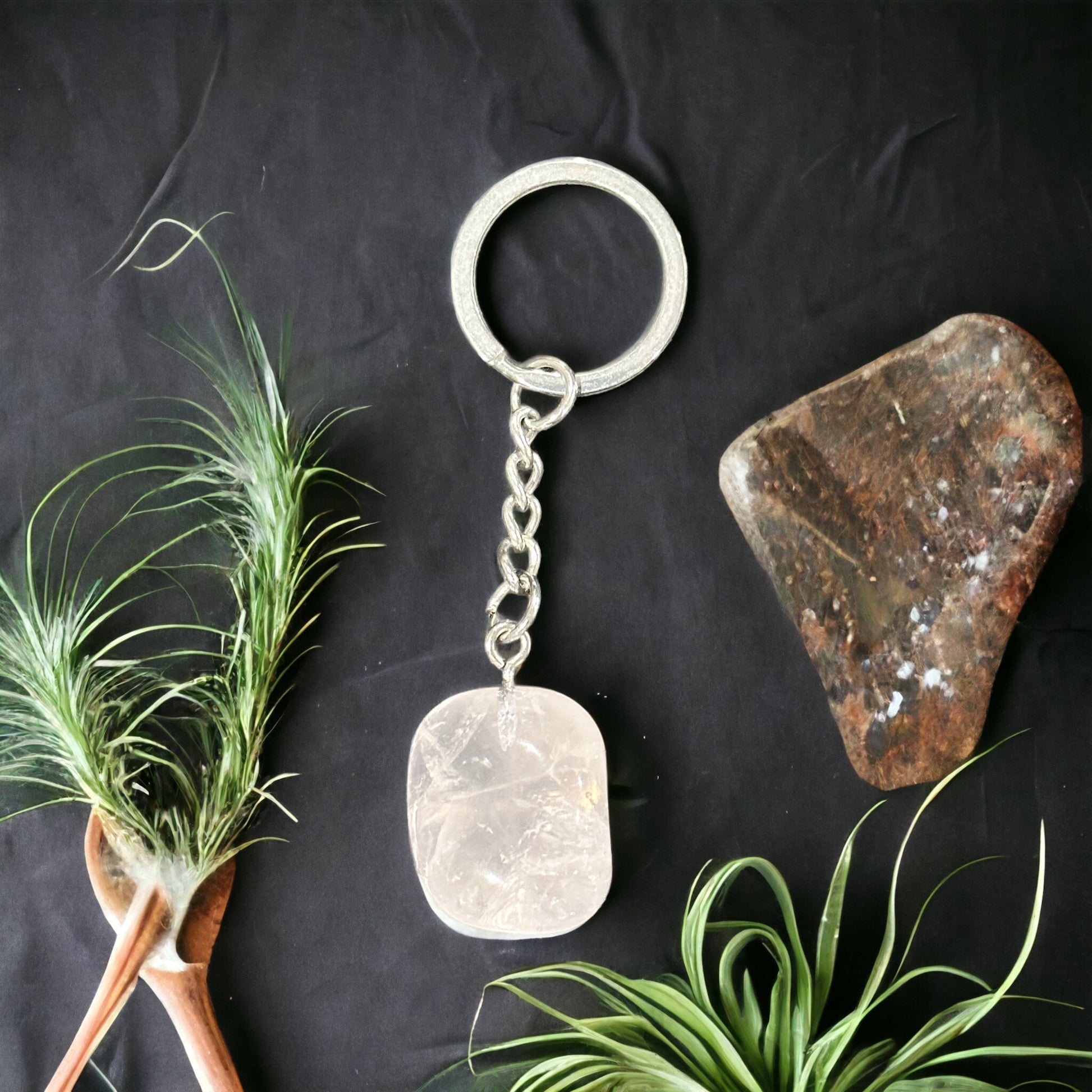 Crystal tumble keyring