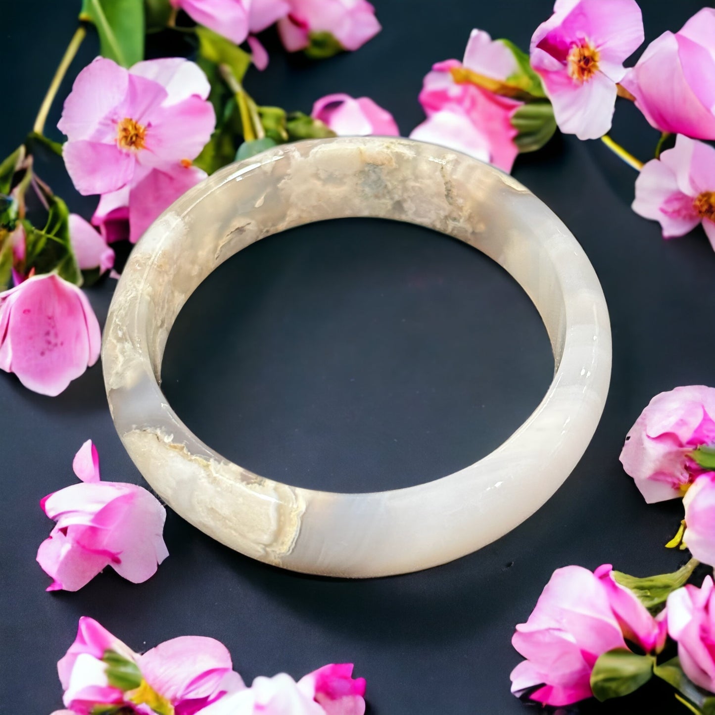 Flower agate crystal bangle